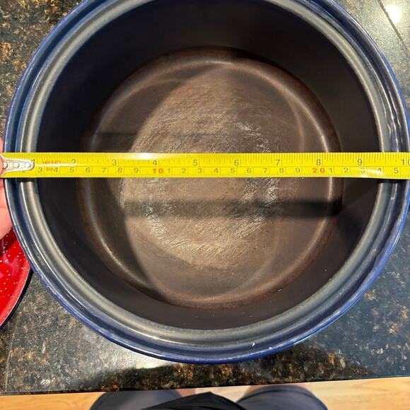 Vintage red, white and blue enamelware pot - Picture 11 of 12